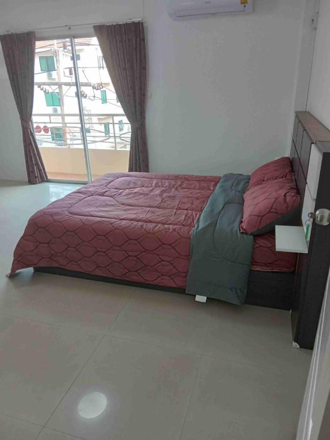 Cafe Nana Hotel Nong Prue ภายนอก รูปภาพ