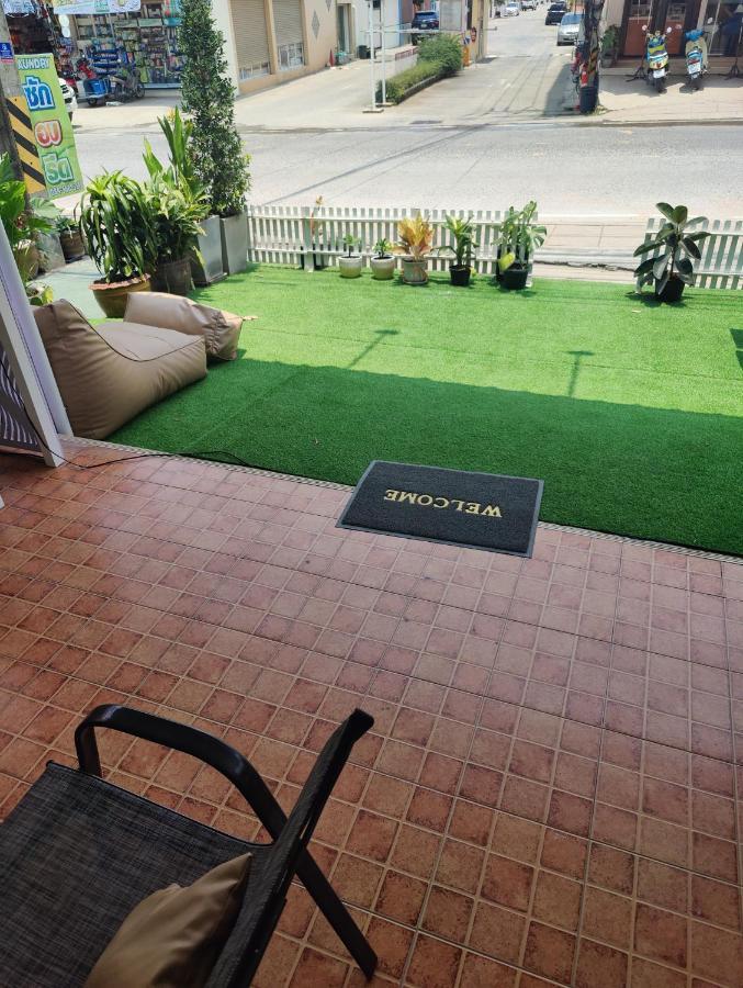Cafe Nana Hotel Nong Prue ภายนอก รูปภาพ